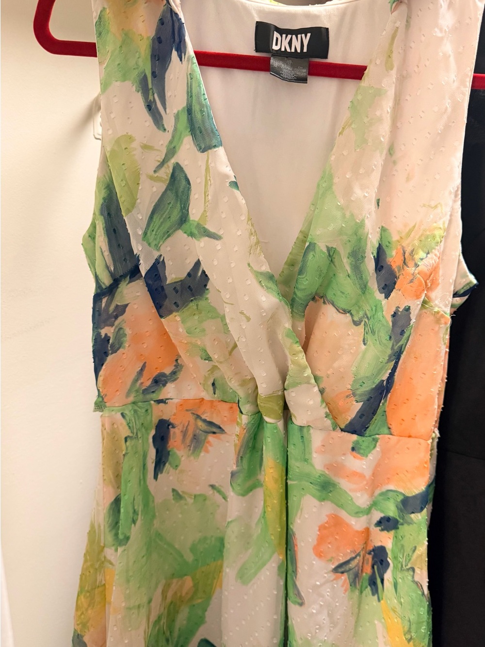 DKNY Floral V-Neck Sleeveless Camisole Top - White with Green & Peach